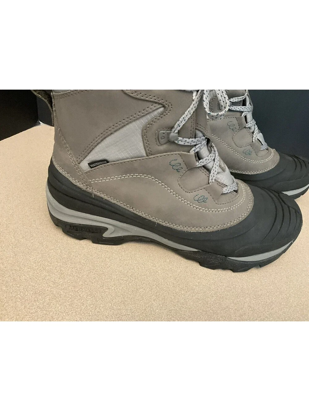 Womens Merrell Snowbound Mid Waterproof Insulated Winter Boots. Size 11. Nice!!!